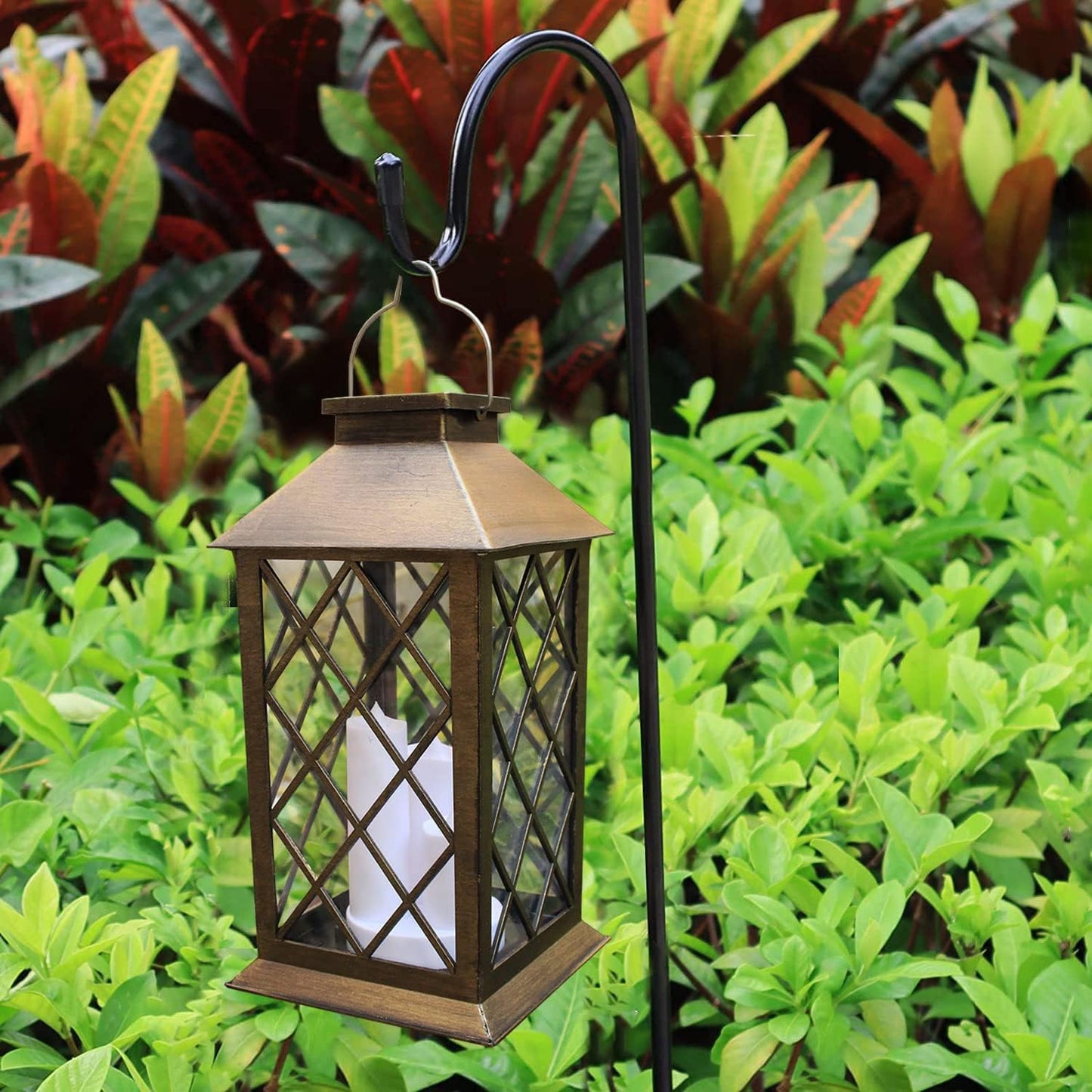 All-weather garden hanging lantern