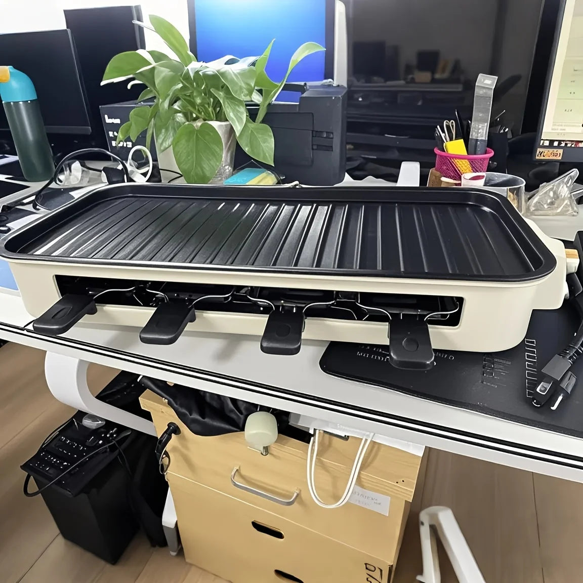 Smokeless Indoor Electric Grill – Removable Non-Stick Plate Table Grill