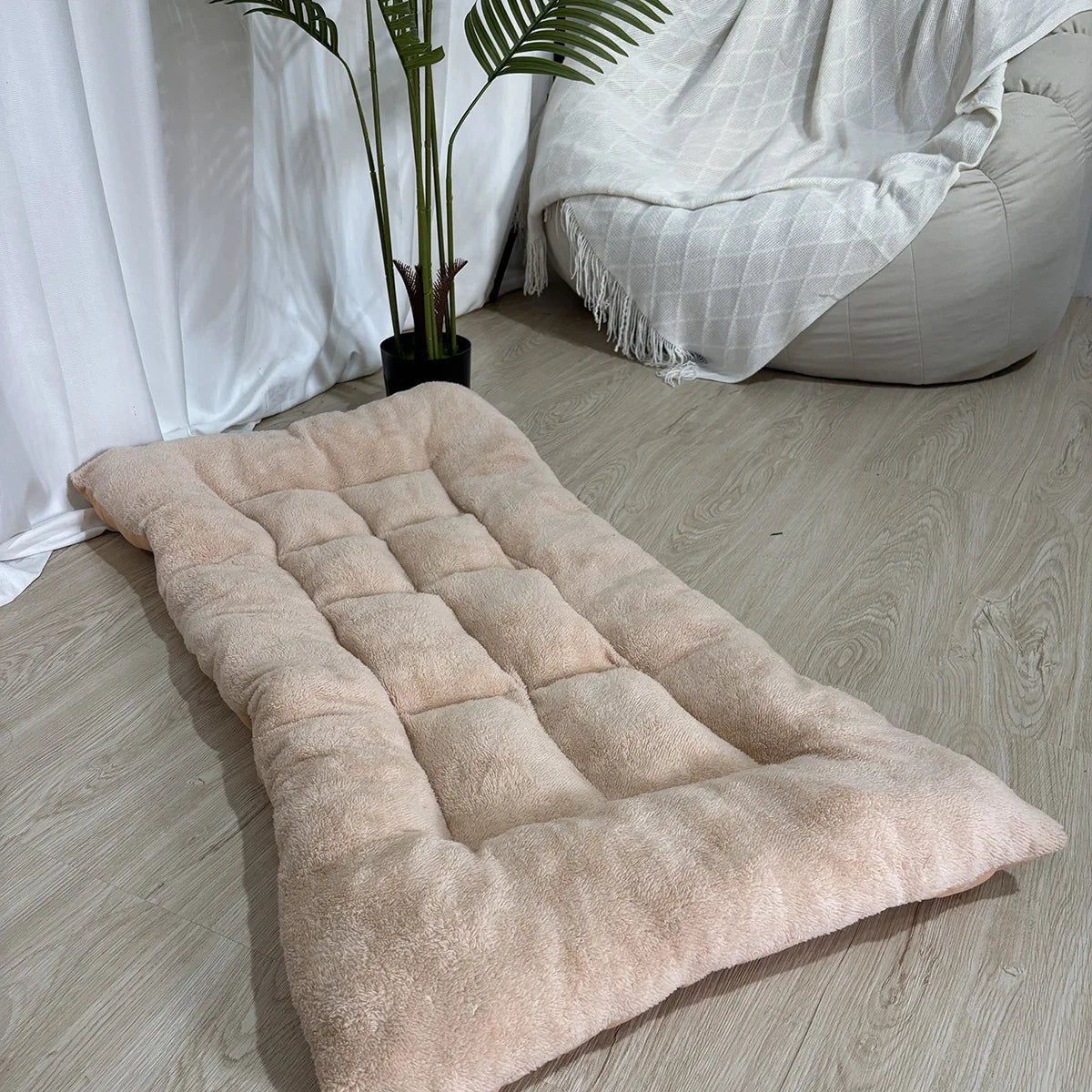 Large Dog Bed Mat & Sleeping Pad – Double-Sided Warm & Cool Calming Dog Blanket